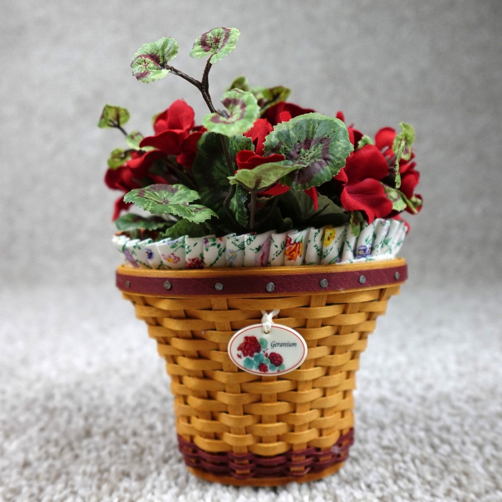 Longaberger 2005 Collectors Club May Series Mini Geranium Basket Set Red Floral